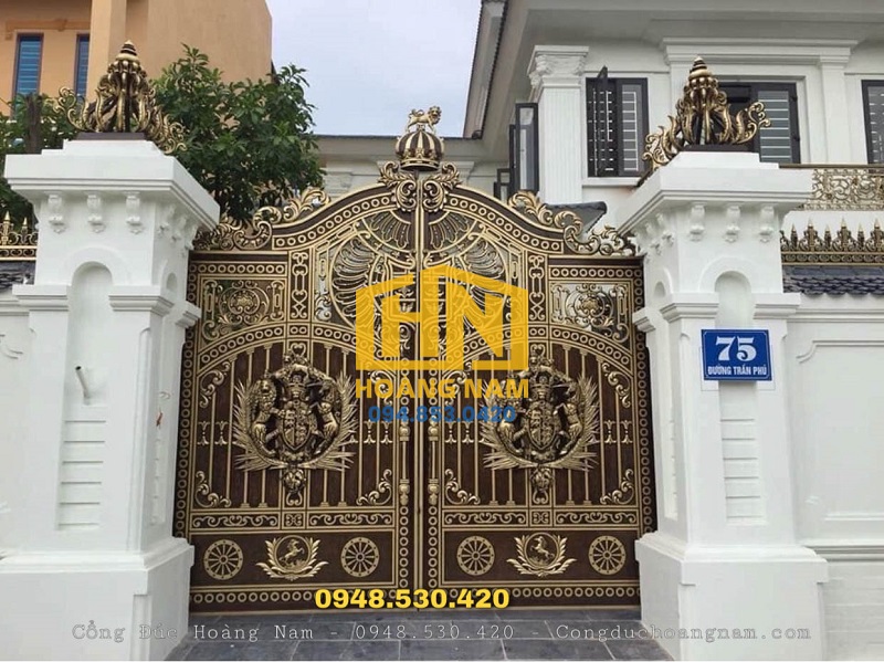cổng nhôm đúc châu âu