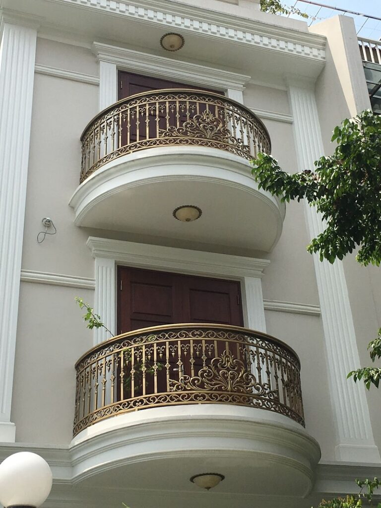 Mẫu ban công nhôm đúc đẹp độc đáo