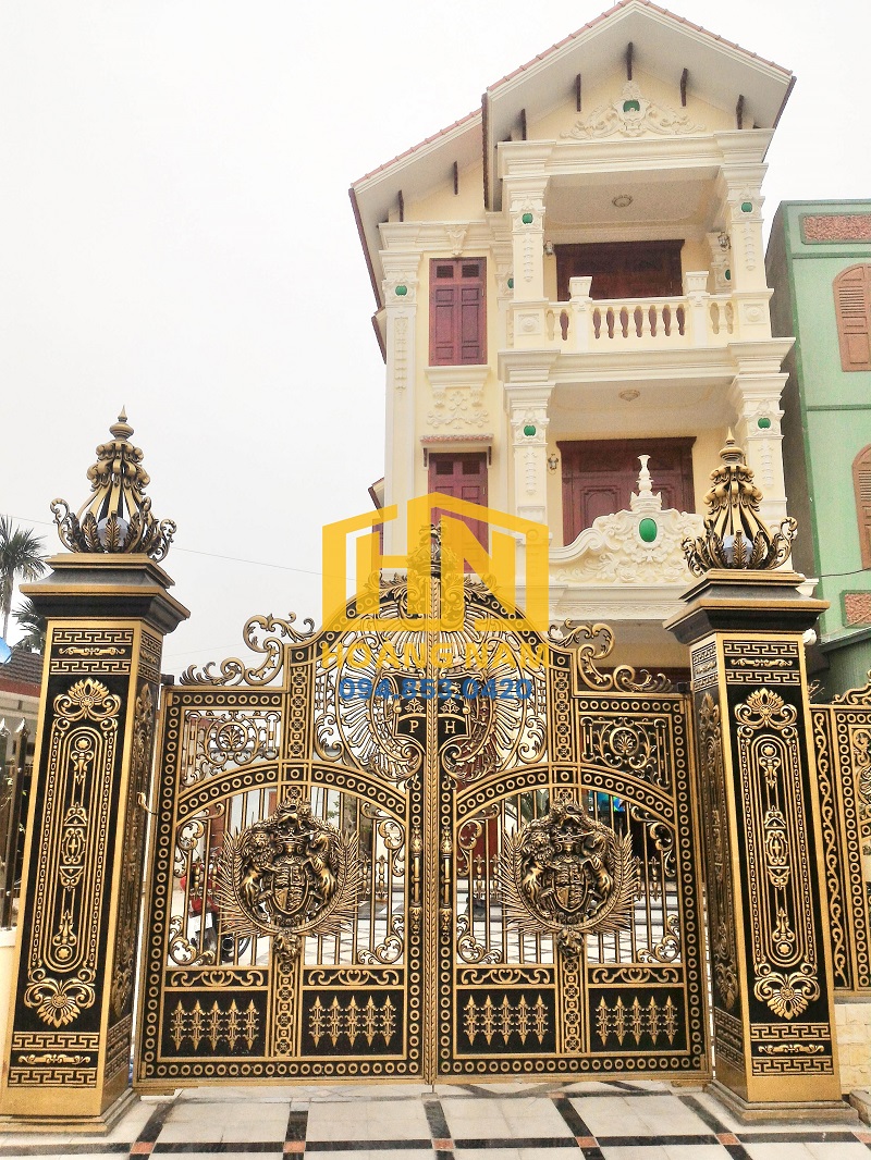 mâu cổng nhôm đúc biệt thự 3