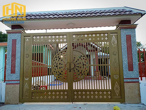 Mẫu cổng sắt cắt nghệ thuật đẹp
