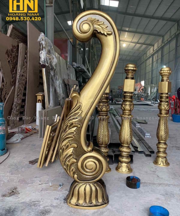 Trụ cầu thang nhôm đúc nghệ thuật HN-T01