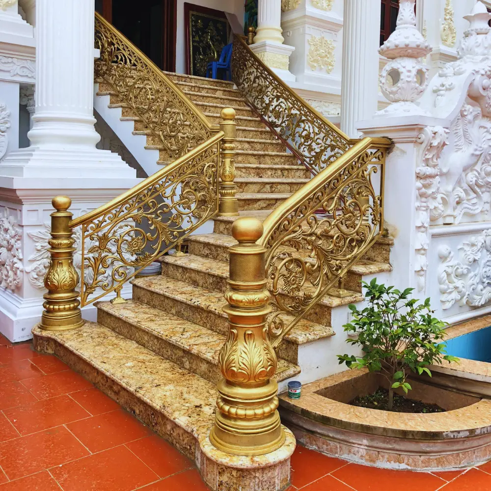 Cầu thang nhôm đúc