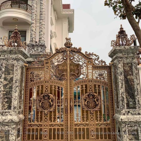 Cổng hợp kim nhôm đúc HN C700